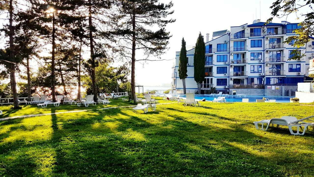 Blue Bay Sea View Apartment Pomorie Luaran gambar