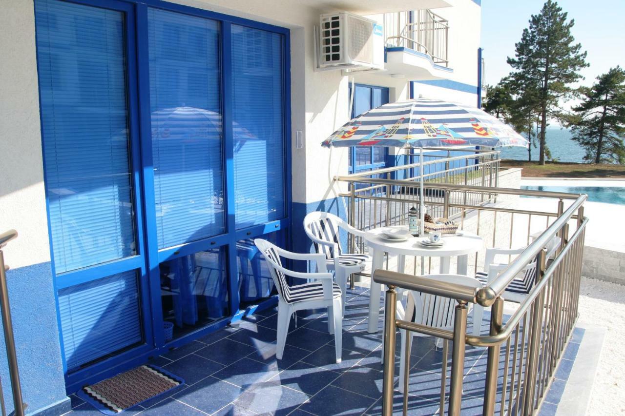 Blue Bay Sea View Apartment Pomorie Luaran gambar